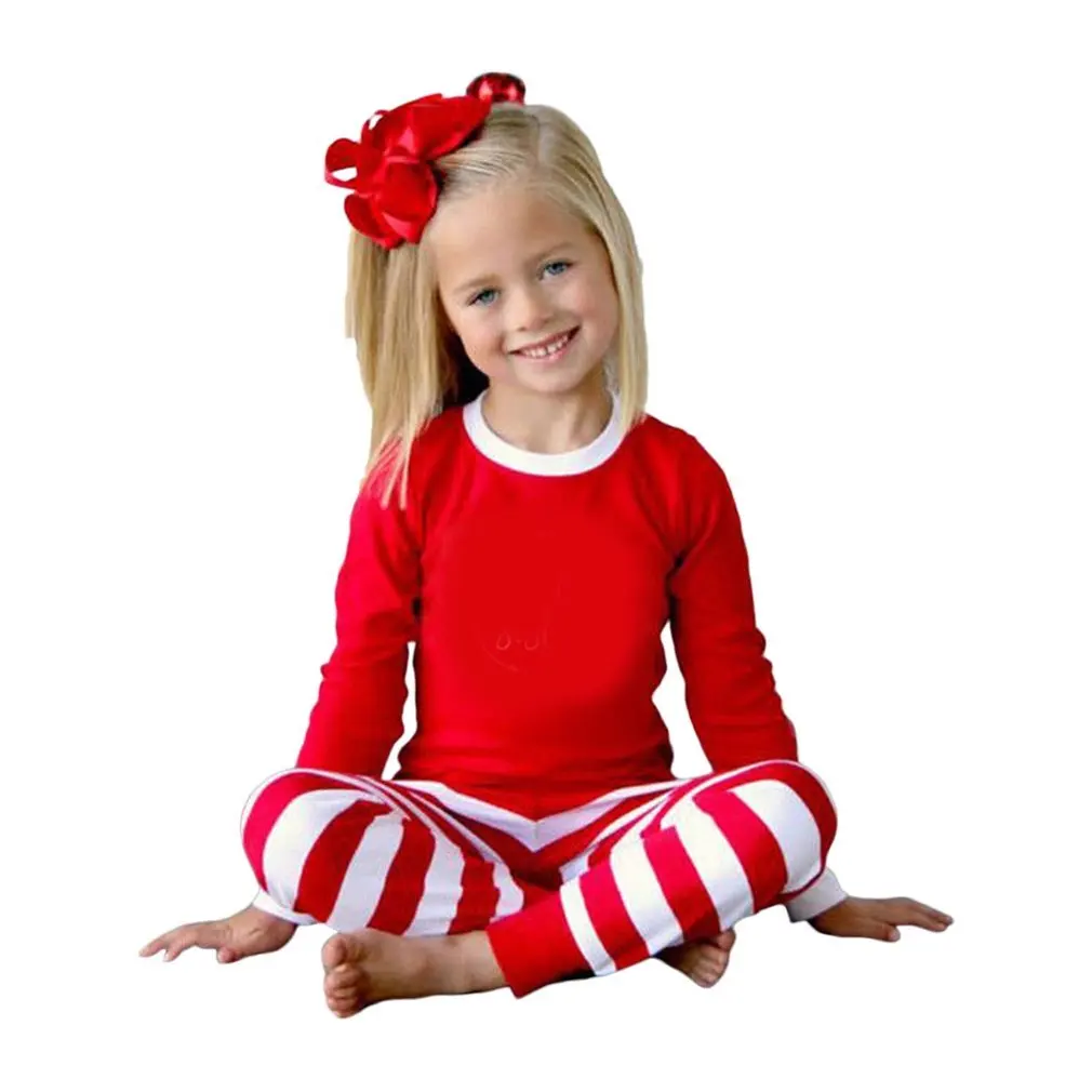 

Christmas Pajamas Autumn Winter Mother Father Daughter Son Pajamas Red&White Stripe Family Clothes Set Leisure Wear Suit