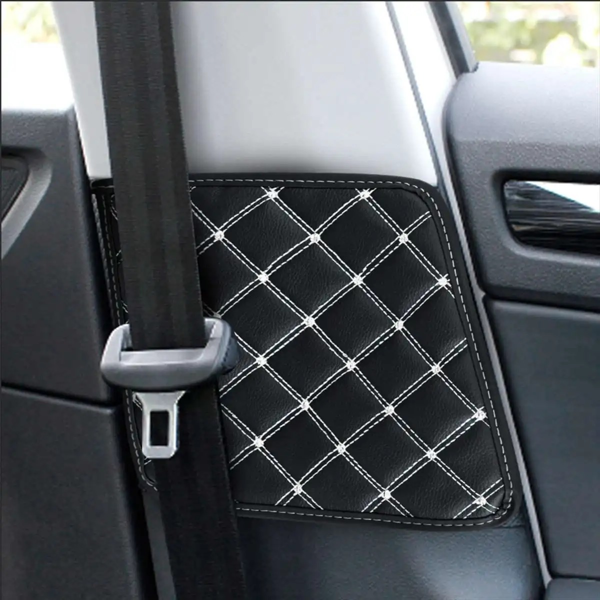 2X автомобильный ремень безопасности защитный крэш-колодка коврик покрытие автомобиля Стайлинг Авто интерьерные аксессуары для Skoda Kodiaq - Название цвета: White Line
