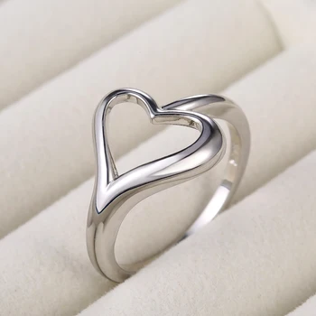 

Huitan Fashion Heart Women Rings 3 Colors Available Wedding Proposal Ring for Girlfriend Dance Party Present Female Ring Jewelry