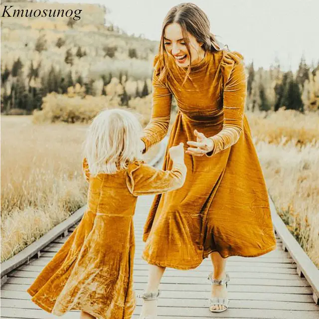 Autumn Mom and Daughter Dress Solid Long Sleeve Mother Daughter Dresses Family matching outfits look Mommy and me clothes C0527