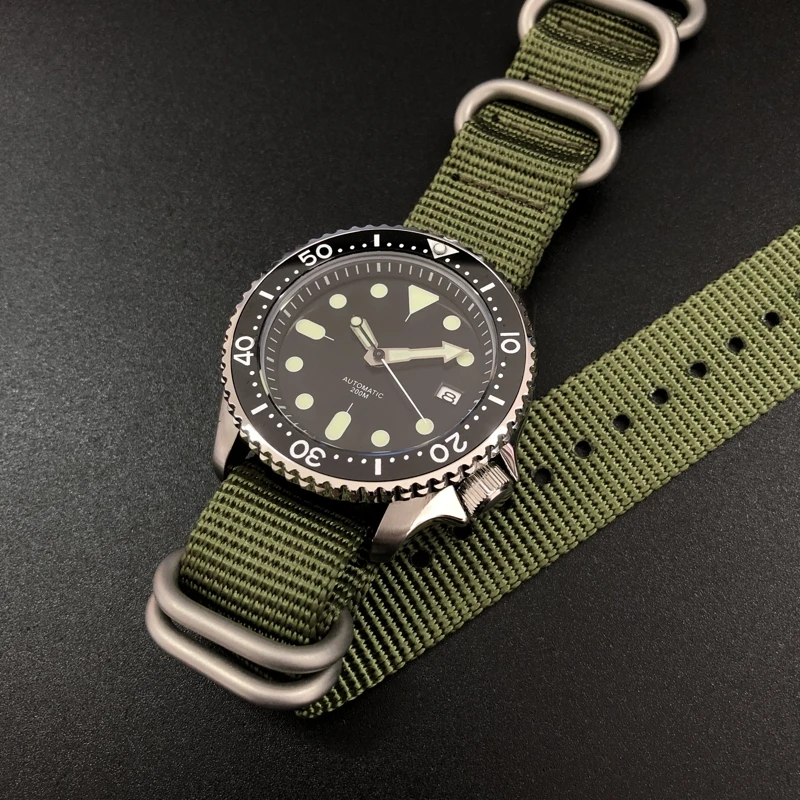 Мужские тунец SKX007 автоматические часы NH35 Mov не 200 м водостойкий сапфировое стекло нержавеющая сталь diver наручные часы для мужчин и женщин - Цвет: green nylon strap