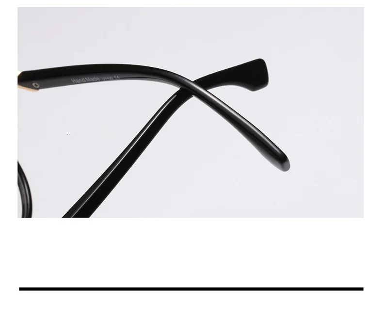 10172536446_178014656