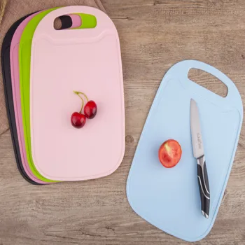 

Plastic Chopping Block Meat Vegetable Cutting Board Non-slip Anti Overflow With Hang Hole Chopping Board YHJ101902