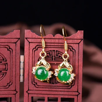 

Myanmar Jade Net Red Jade Grandmother Green Fashion Girl Earrings