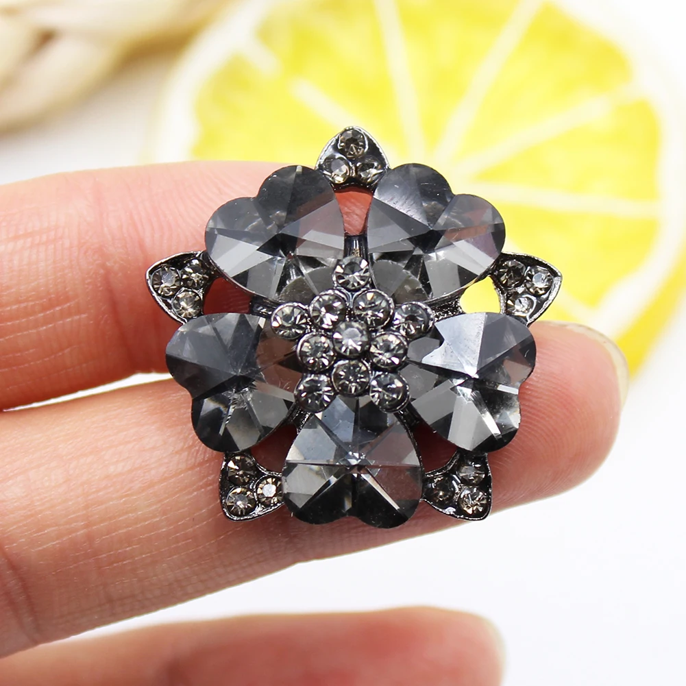 LKERAN 3Pcs/lot 30mm Black Charm Heart Crystal Rhinestones Buttons Metal Shank Sewing For Clothing Diy Accessories Decorative 5