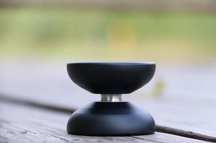 

TOPYO 44CLASH Carnival Commemorative Yo-Yo Metal Professional Yo-Yo Limited Edition Alloy