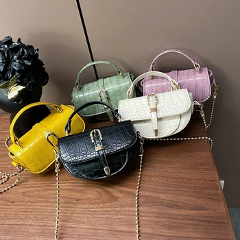 

2020 New Shoulder Bag Chains Messenger Bag Fashion Girls Casual Handbag Simple Leisure Personality Small Semicircle Women Bag