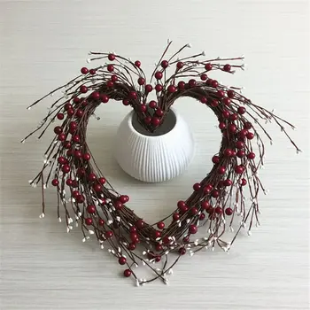 

Heart-shaped Berries Artificial Flowers Christmas Wreath Outdoor for Front Door 517E