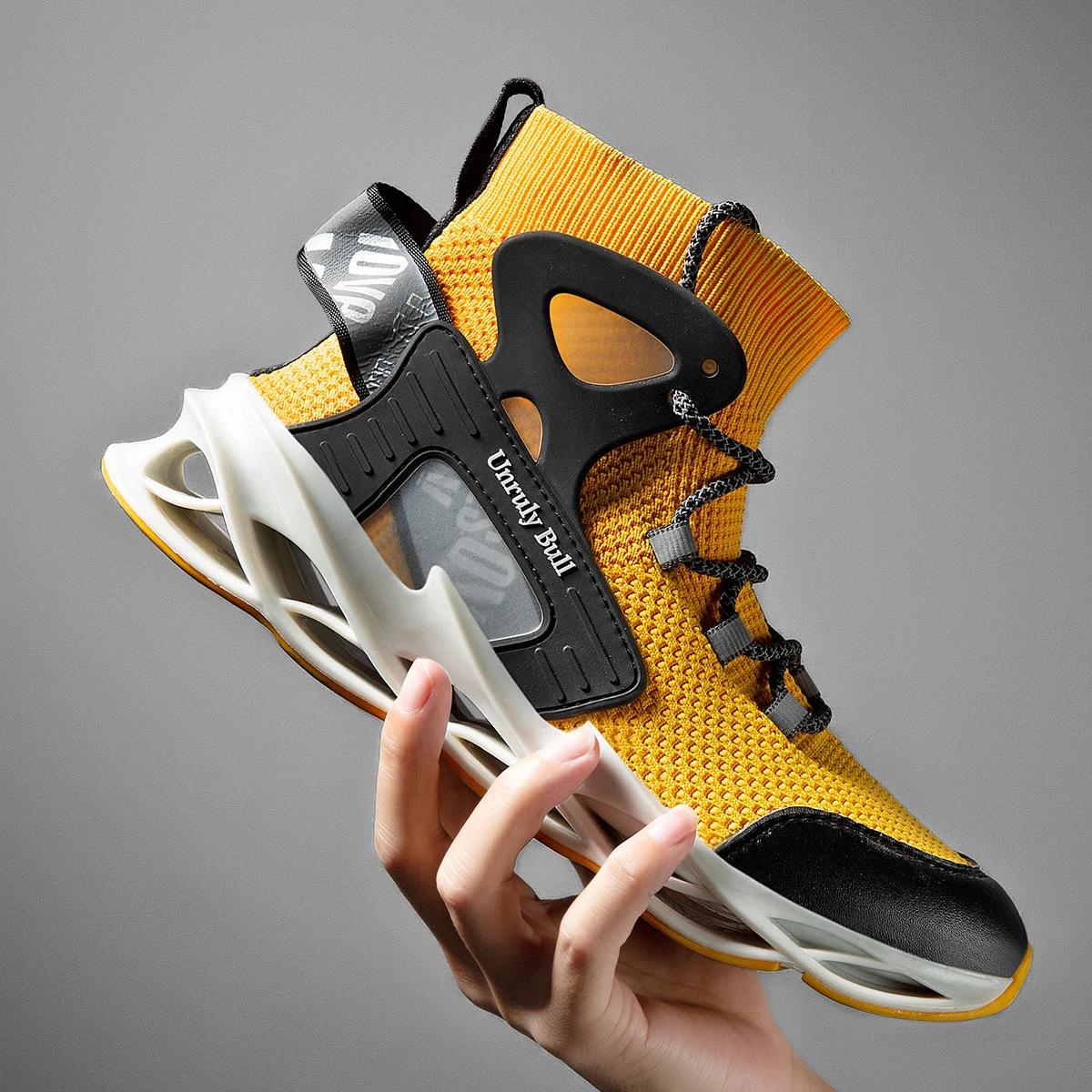 high top training shoes mens