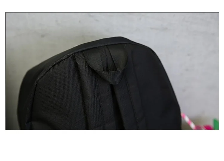 8792920560_271807276