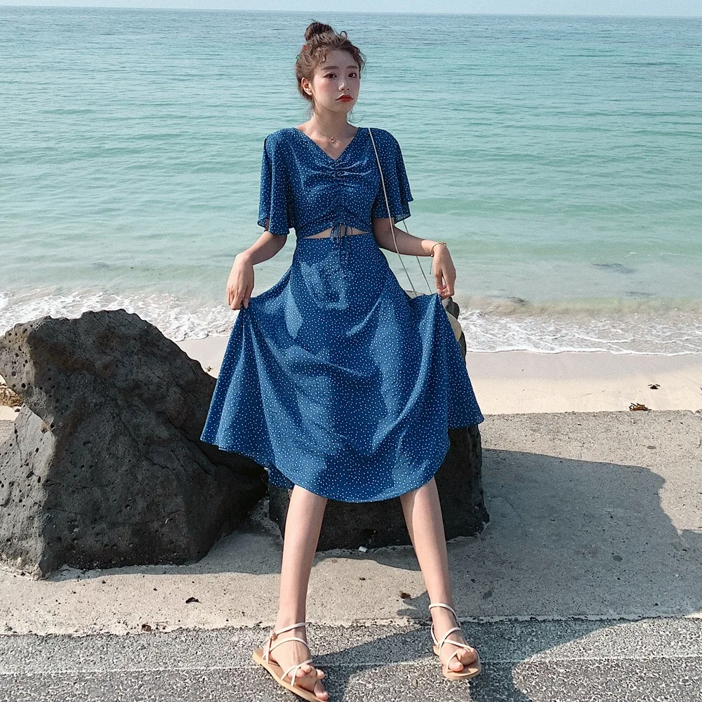 

INS Seaside Holiday Dress 2019 Summer New Style WOMEN'S Dress Retro CHIC-Style V-neck Hollow out Polka Dot Dress