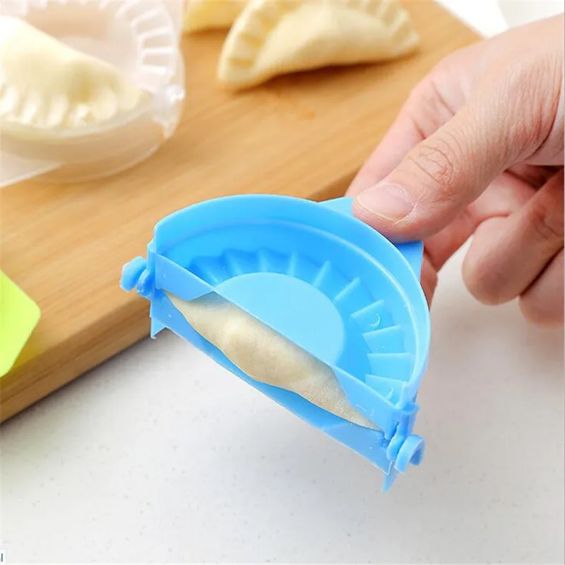 

1PCS KITCHEN Items Kitchen Dumplings Manual Pinch Dumpling Clip Artifact Food Grade Kitchen Tool Mold 9*10.5CM