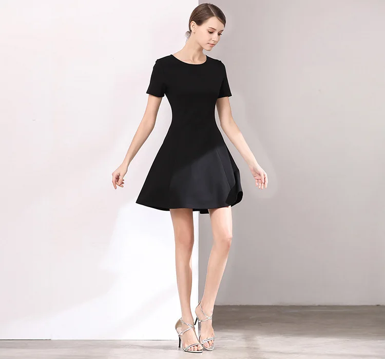Осень и Новинка зимы Стиль короткий рукав круглый вырез горловины Slim Fit прямо тонкий Платье черного цвета с надписью маятник базовое платье