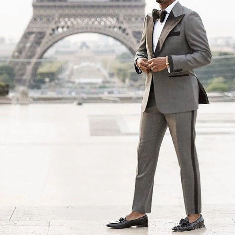 

Handsome Groomsmen Peak Lapel Groom Tuxedos Mens Wedding Dress Man Jacket Blazer Prom Dinner (Jacket+Pants+Tie) K66