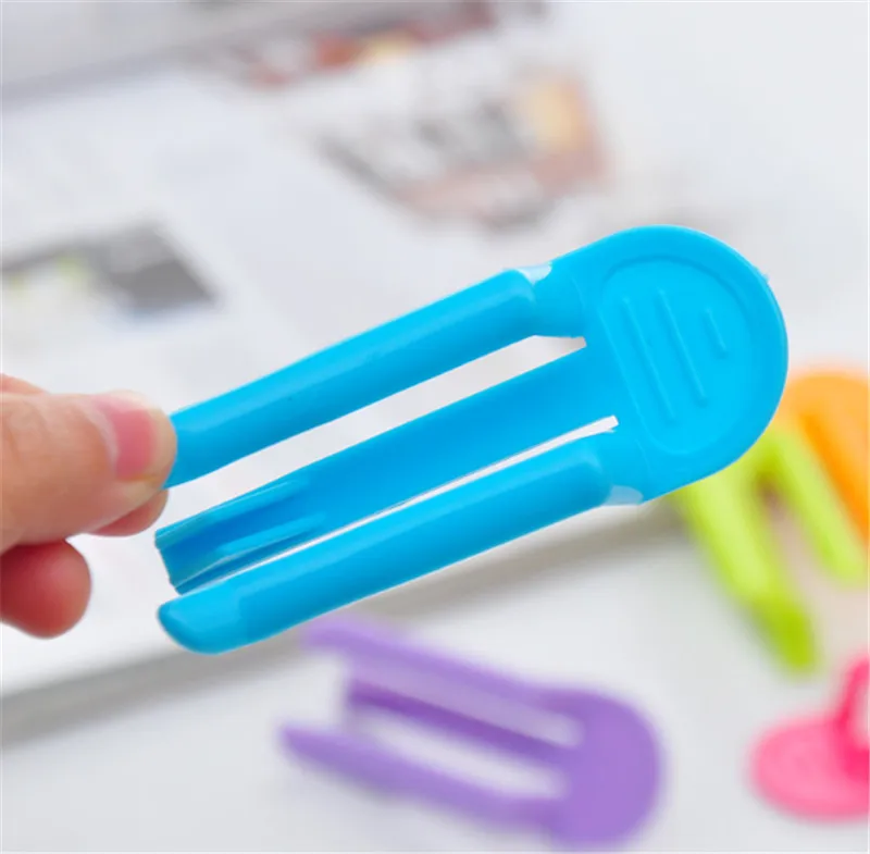 Garbage Bag Clip Candy Color Plastic anti-drop Waste Bin Bag Clip Kitchen Household Tool Trash Clip holder-1PC