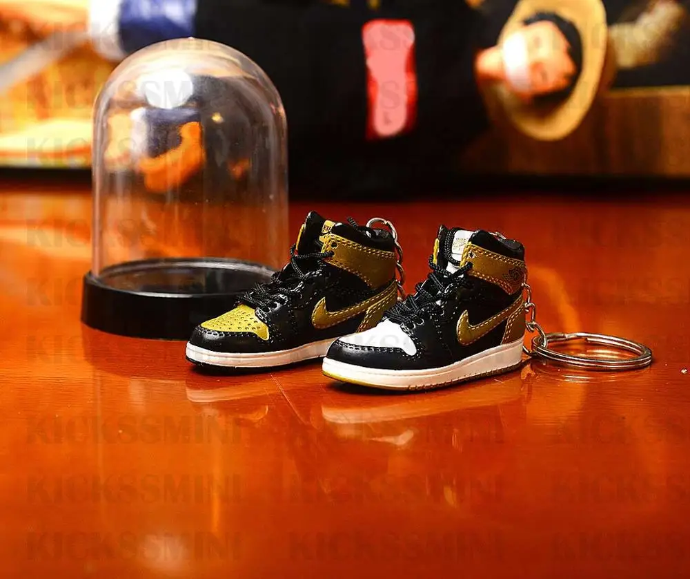 Дропшиппинг aj1 Chicago «не для перепродажи Красный» брелок в виде кроссовка Air Jordan 1 3D мини-кроссовки, запатентованный спортивный обувной брелок с кроссовком - Цвет: a pair w metal  ring