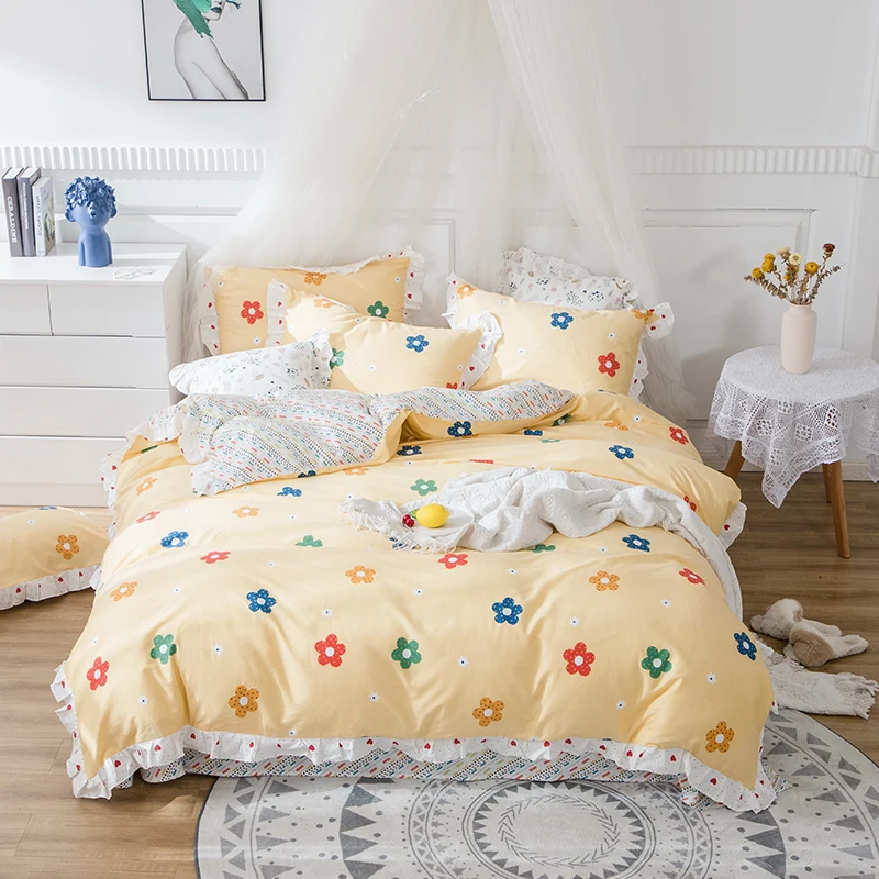 

Новинка 2023, постельное белье из четырех частей, простая хлопковая двойная простыня для дома, пододеяльник, покрывало для общежития, желтая простыня с пентаграммой