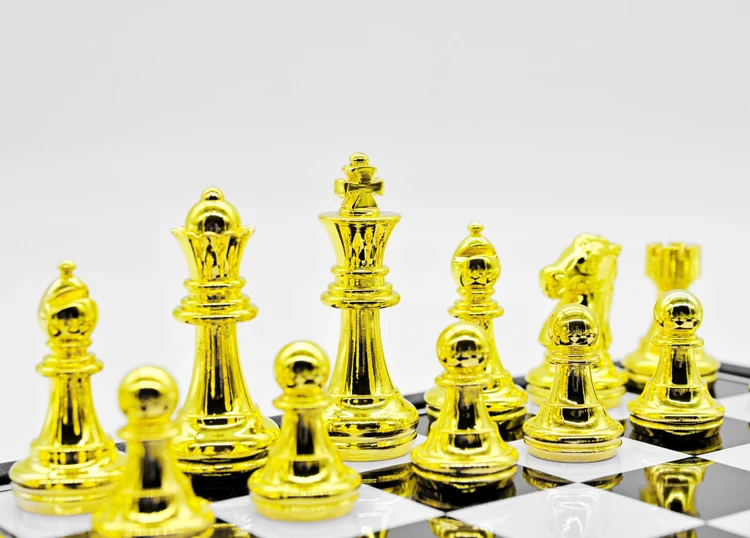F4