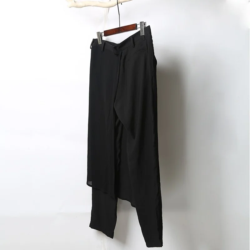 Рисунок 2 - Брюки мужские Асимметричные в готическом стиле