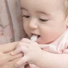 10 шт одноразовые детские зубные щетки, бумажные стержни, ручка для чистки языка, марлевые зубные щетки, Детские чистящие палочки для полости рта, уход за зубами N1HB