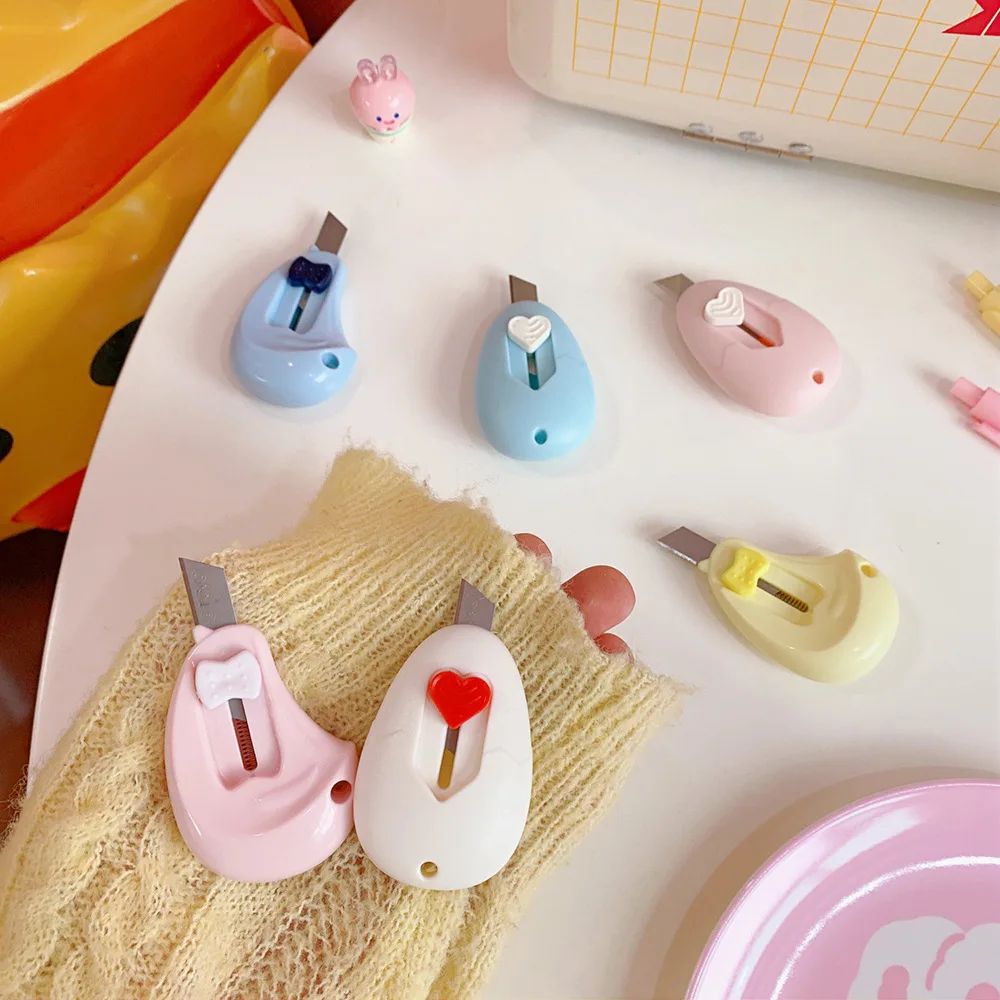 Cute Mini Portable Small Utility Knife Demolition Letter Opening Sticker Paper Knife Wallpaper Student Box Cutter Kawaii