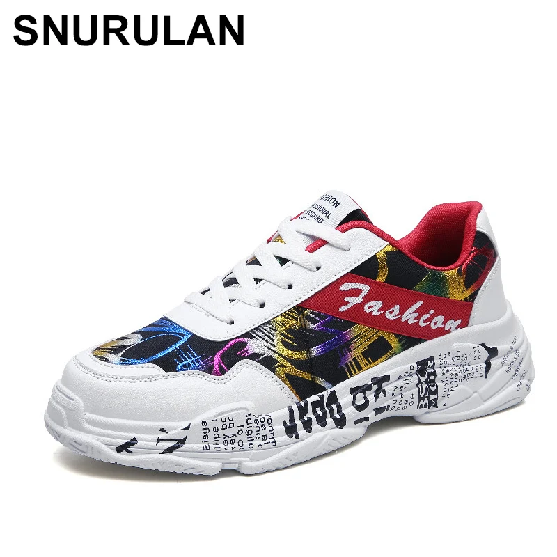 

SNURULAN 2019 summer white sneakers; Women's casual fashion sneakers with graffiti flat shoes; Women's Vulcanized shoes;