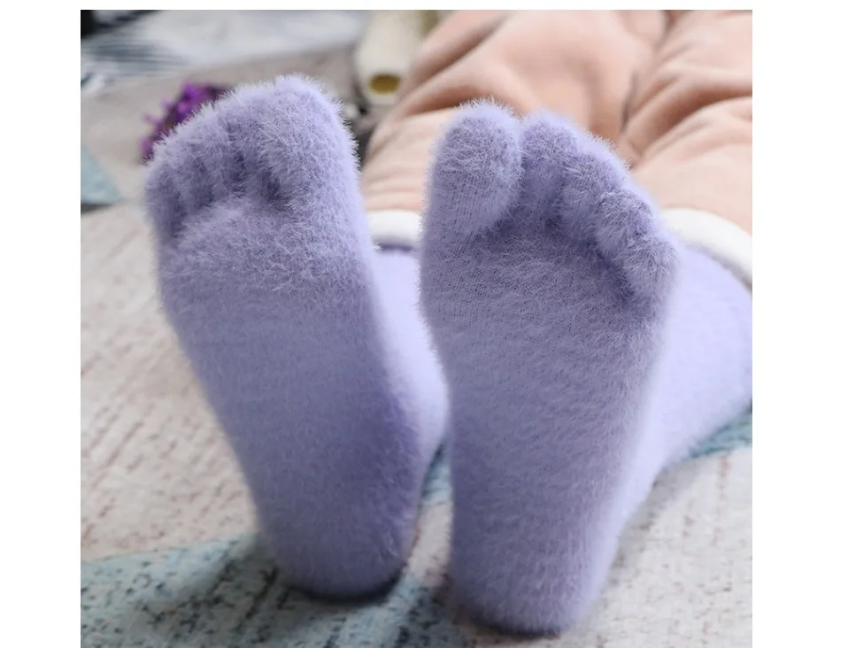 fluffy socks Women's Thick Five Finger Socks Winter Warm Coral Fleece Fluffy Toe Socks Striped Soft Cozy Hosiery Girls Female Floor Slippers ugg socks