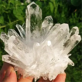 

Free delivery of precious natural beautiful white quartz crystal clusters containing samples of natural crystal clusters