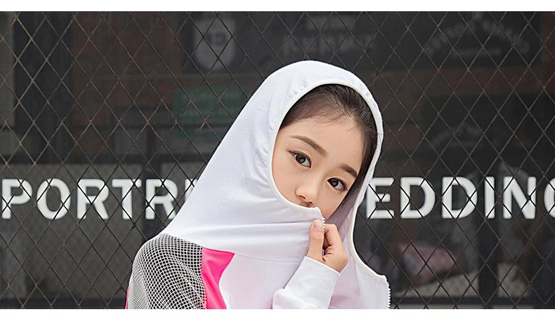 8763007204_777926057