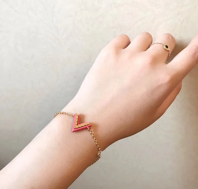 

Hot brand party jewelry name letter bracelet for girls red and black color chain bracelet