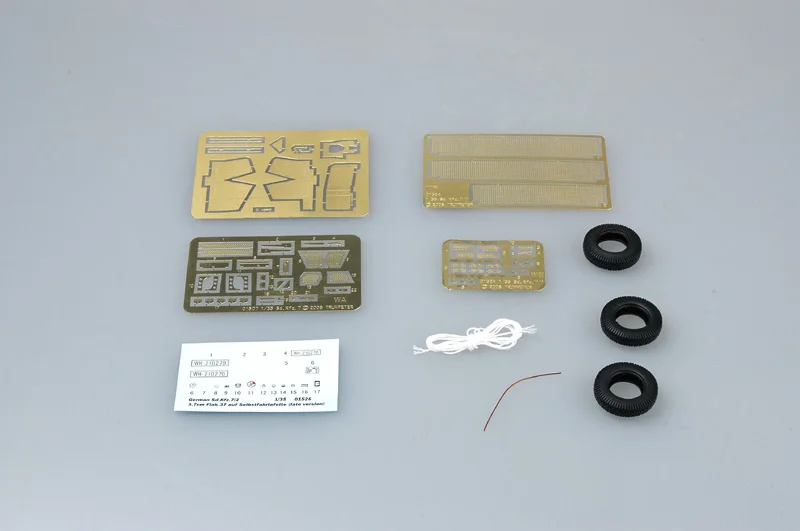 Trumpeter 01526 1/35 немецкий 3,7 см Flak 37 auf Selbstfahrlafette(Sd. Kfz.7/2 поздняя версия)-масштабная модель комплект