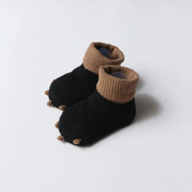 Новые милые носки для новорожденных с маленькими лапами; сезон осень-зима; повседневные теплые носки для малышей - Цвет: Черный