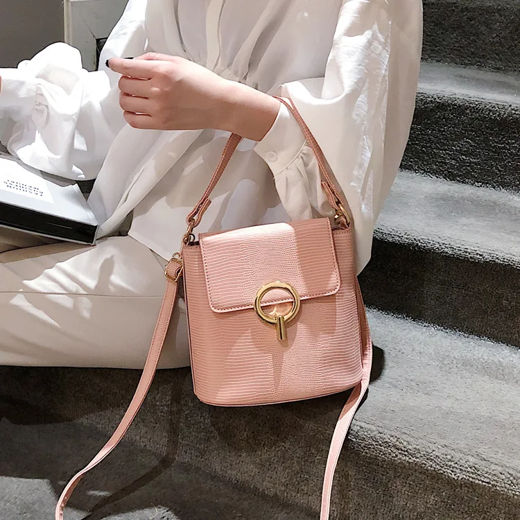 

Western Style Bag Women's 2019 New Style High Grade Sense Retro Handbag Versatile INS Textured Shoulder Bucket Bag