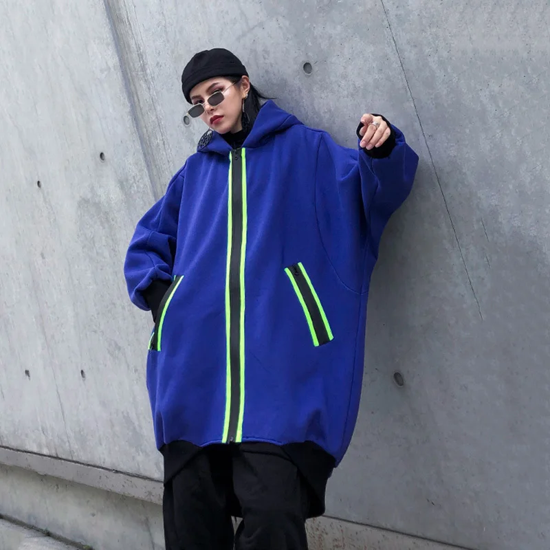 astounding  [EAM] Loose Fit Striped Split Big Size Oversized Jacket New Hooded Long Sleeve Women Coat Fashion T