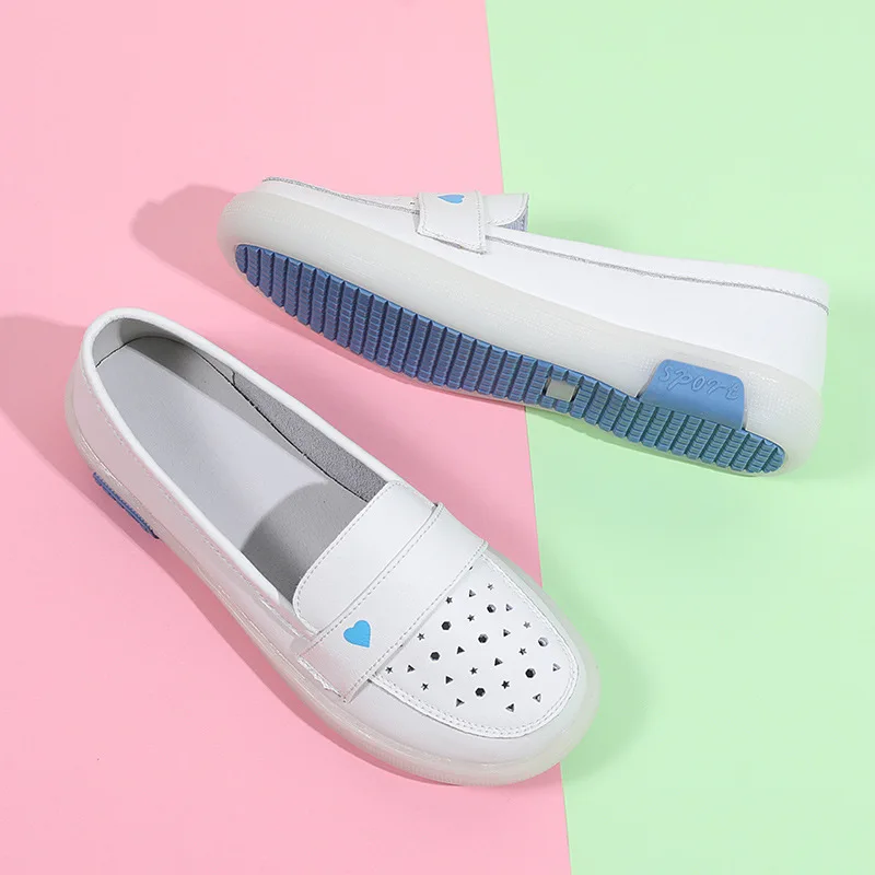 Shoes Women 2022 New Summer Fashion Hot Style Ladies Vulcanized Shoes Nurse Shoes Women Flat Soft Bottom White Shoes