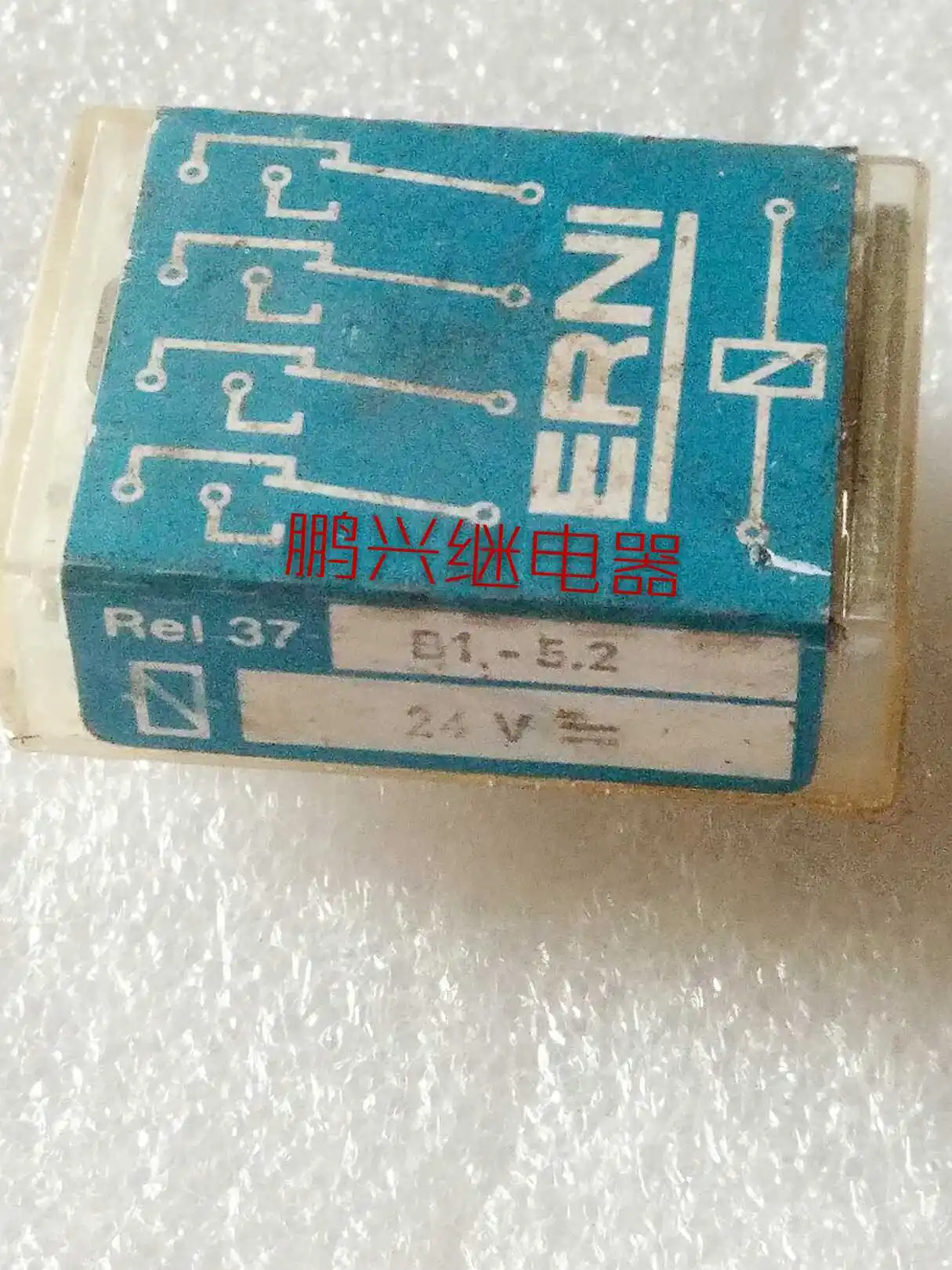 

Free Shipping 10PCS/LOT Electric Relay Rel 37 B1-5.2 24V14 Stitch