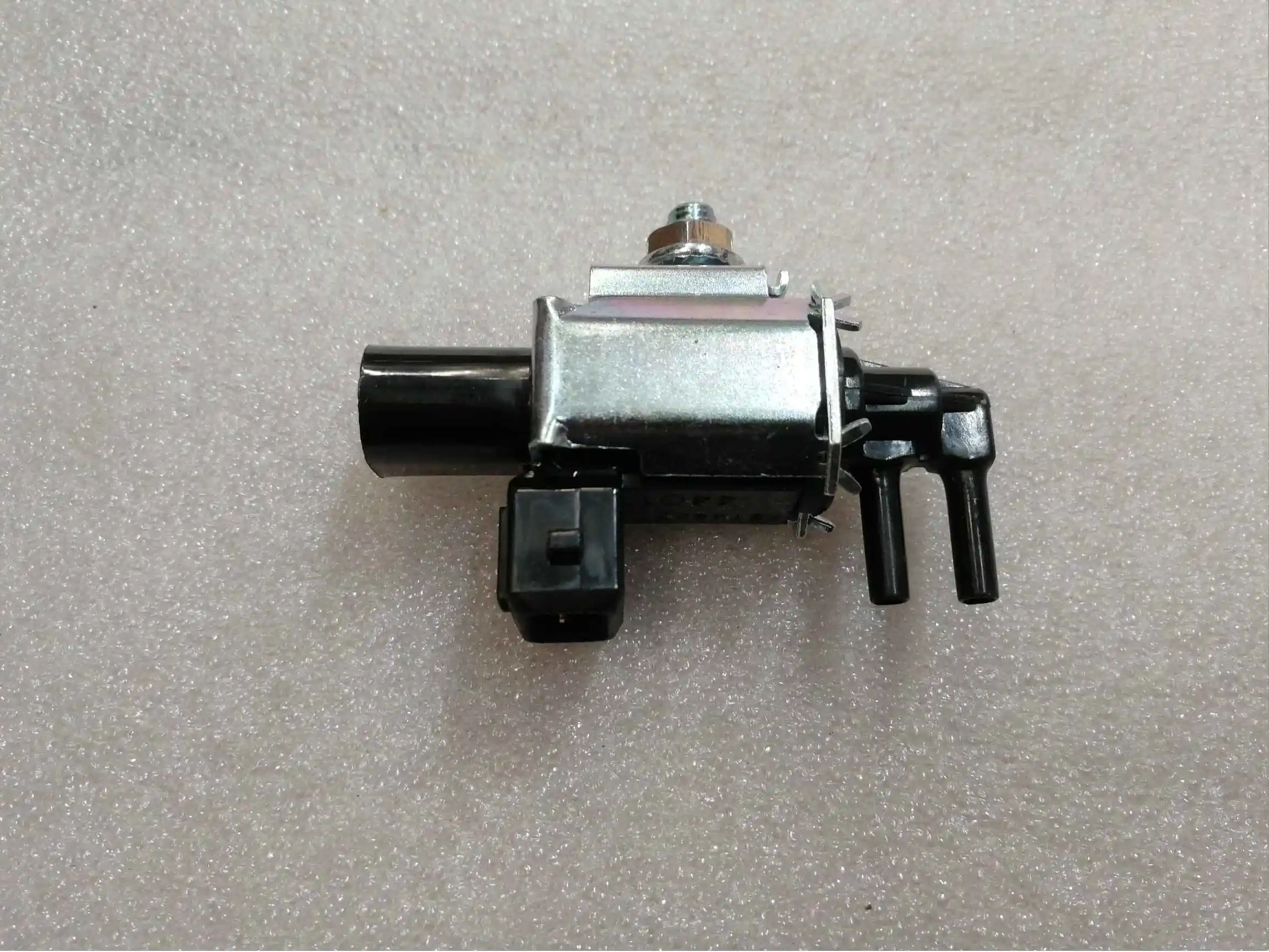 Emission Solenoid Valve for MITSUBISHI LANCER OUTLANDER 3.0L V6 2007 09