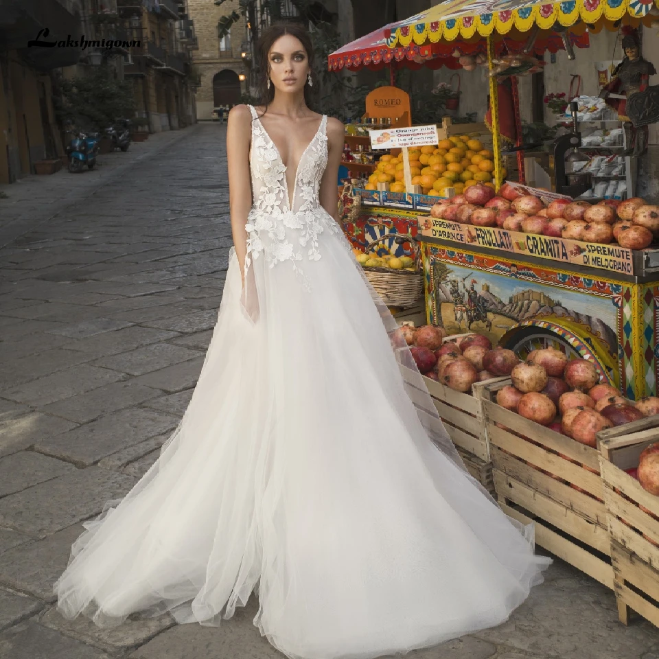 

Lakshmigown 2020 Simple Summer Beach Wedding Dress 2020 Vestidos de Boda Chic Women Tulle Boho Wedding Dresses Free Shipping