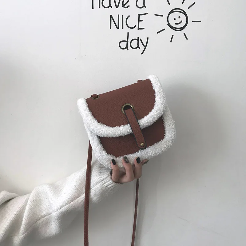 

Mao rong bao Women's 2020 Winter New Style Versitile Fashion mao rong bao Retro Shoulder Dull Polish Saddle Bag Maomao Bag