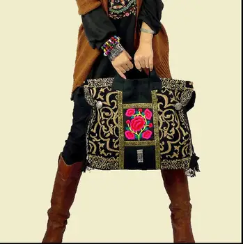 

Vintage embroidered bag handbag shoulder bag travelling bag canvas bag lady