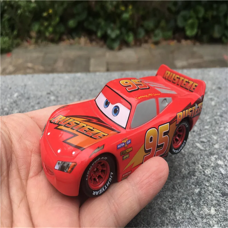 Disney Pixar Автомобили 1:43 большого размера металлический литой автомобиль Джексон/Маккуин/Круз рамираз/Ривер Скут/Junior - Цвет: 952