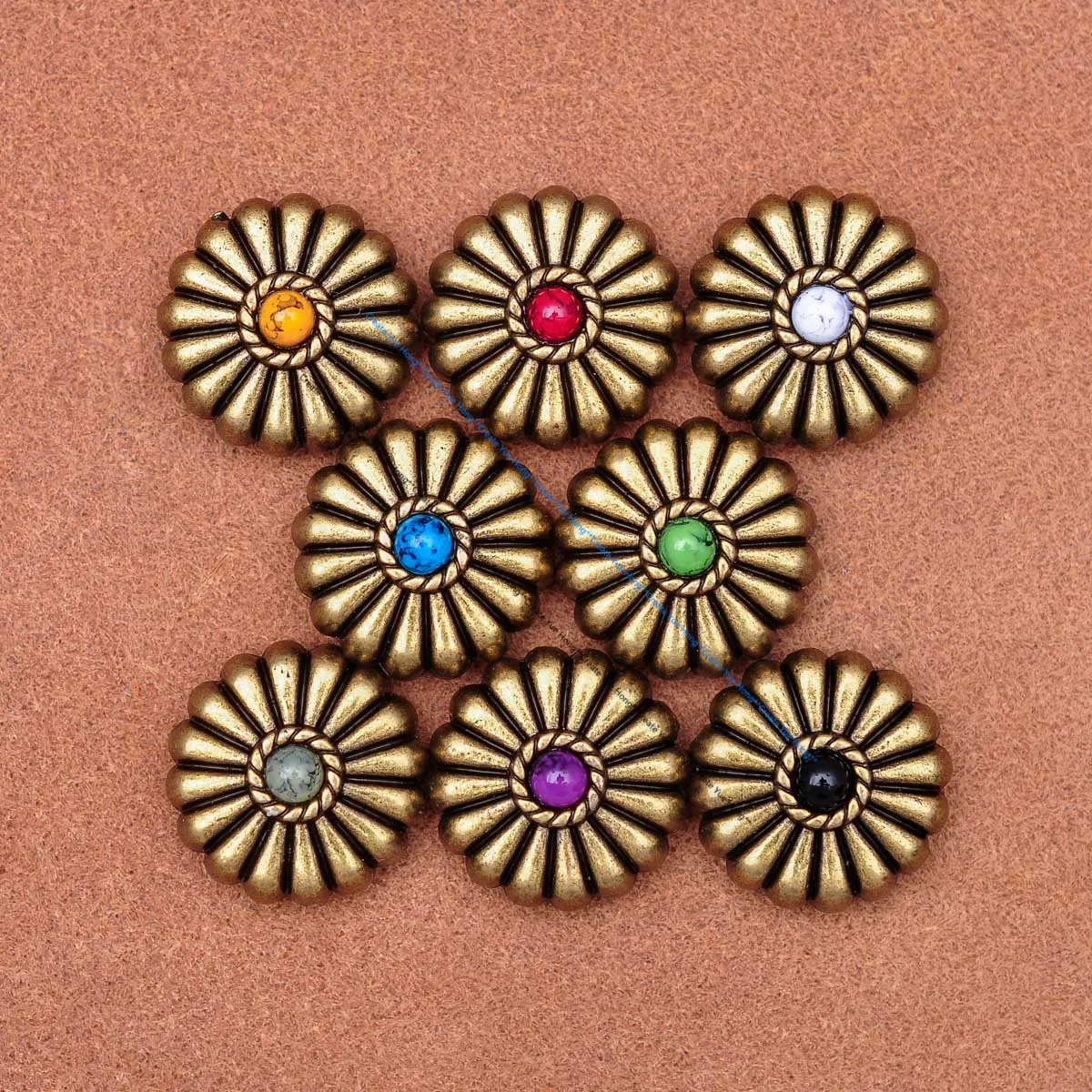 18mm 10pcs DIY BRASS FLORAL LEATHERCRAFT PARACHUTE CONCHOS FOR LEATHER BAG BELT SHOES | Украшения и аксессуары
