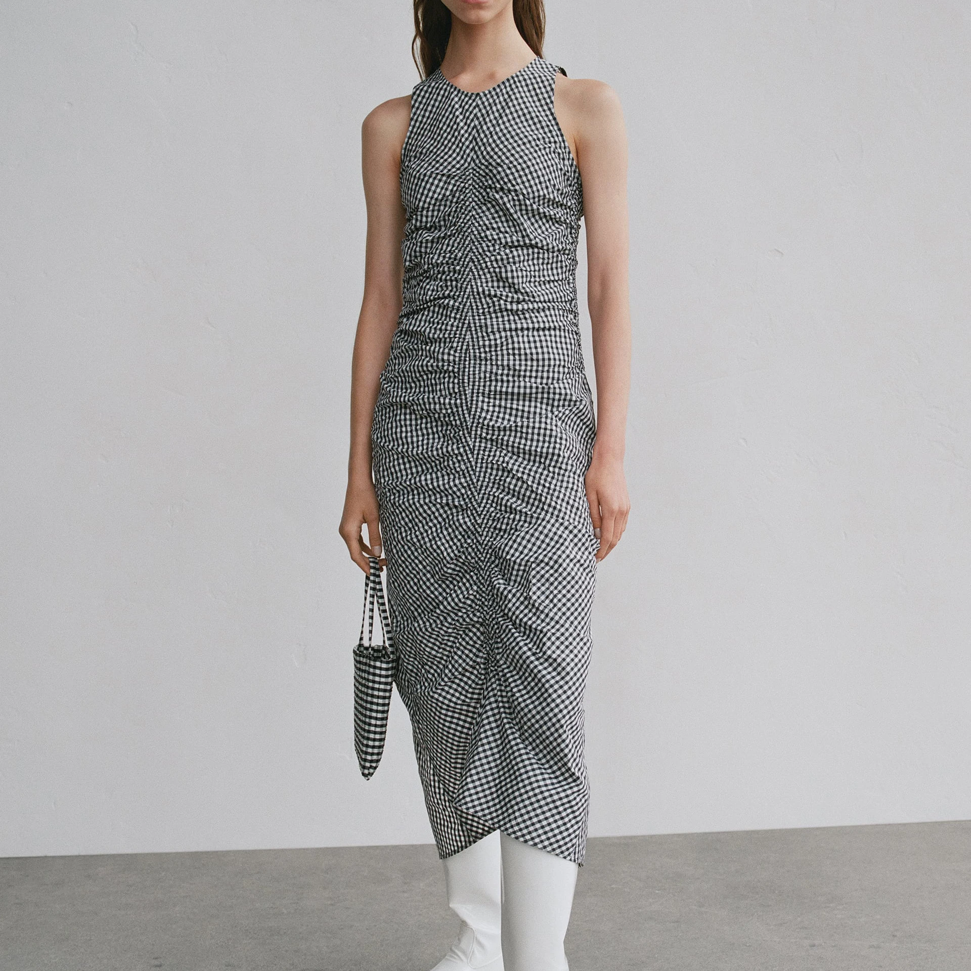 sleeveless midi dress casual