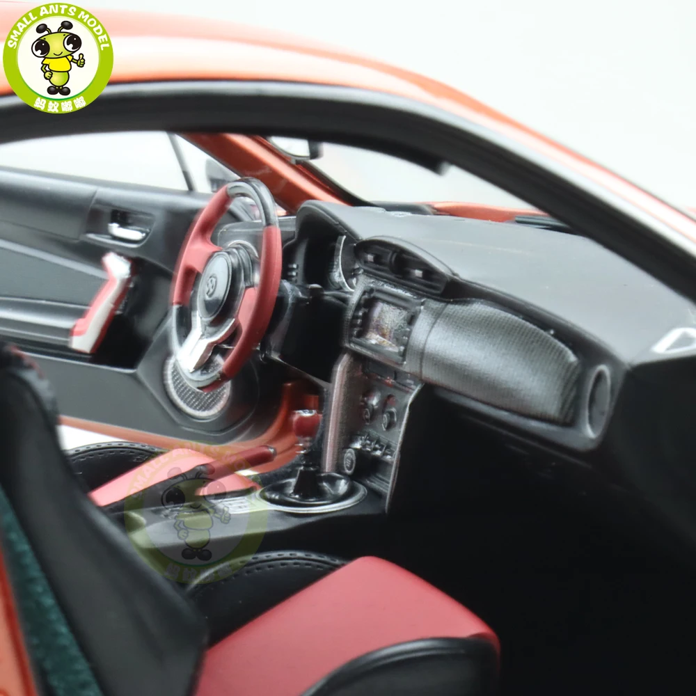 Carro de Corrida Gt86 Diecast Modelo Carro Brinquedos Meninos Meninas Presentes 1 - 18 86 gt 26 1 18 86 gt gt86 carro de