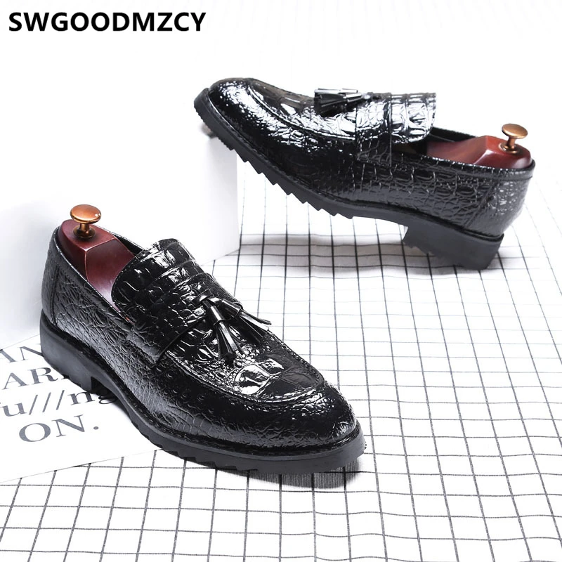 Loafers Mens Dress Shoes Italian Brand Crocodile Shoes Men Classic Coiffeur Italian Shoes Men Formal Sepatu Slip On Pria Ayakkab