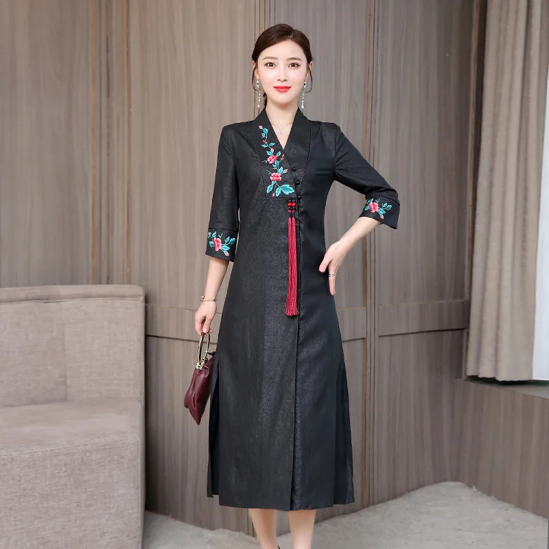 

2019 Spring And Summer New Style Retro Chinese Style Silk Embroided Dress Zen Tea Service Cheongsam Chinese Clothing Outdoor