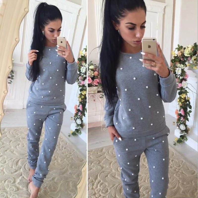 

2019 Spring and Autumn Europe and the United States round neck beaded ladies sportswear hot sale plus velvet Sweatshirt suit