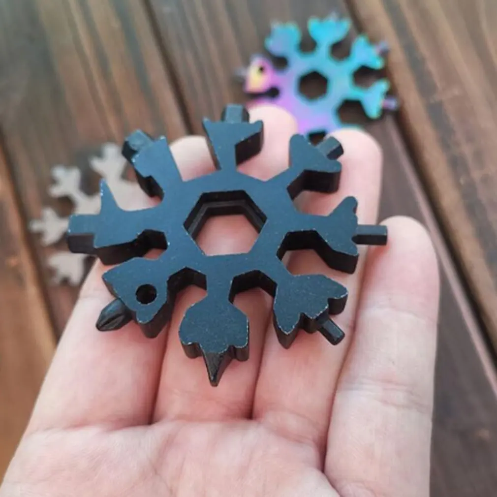 Snow Keychain Tools Combination Stainless Steel Snow Shape Outdoor