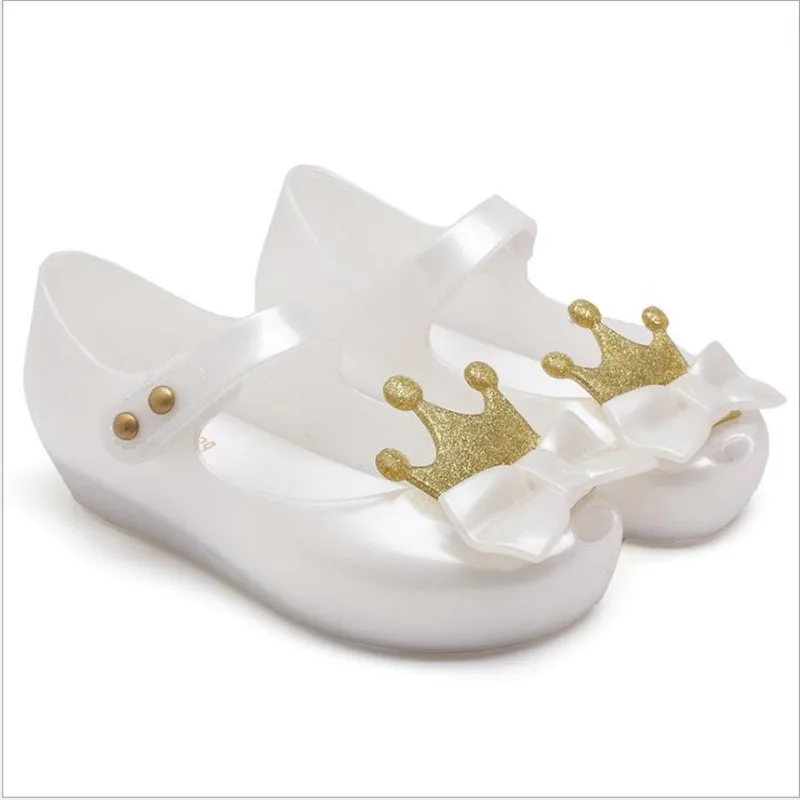 Mini Melissa/Новинка года; прозрачные сандалии для девочек; Летние сандалии с короной; милые сандалии для детей; пляжная обувь; обувь для малышей