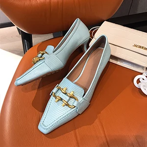 blue texture Новинка года; модные стильные туфли на высоком каблуке; необычный стиль; туфли-лодочки с закрытым носком; туфли-лодочки из натуральной кожи с металлическим украшением - Цвет: blue texture